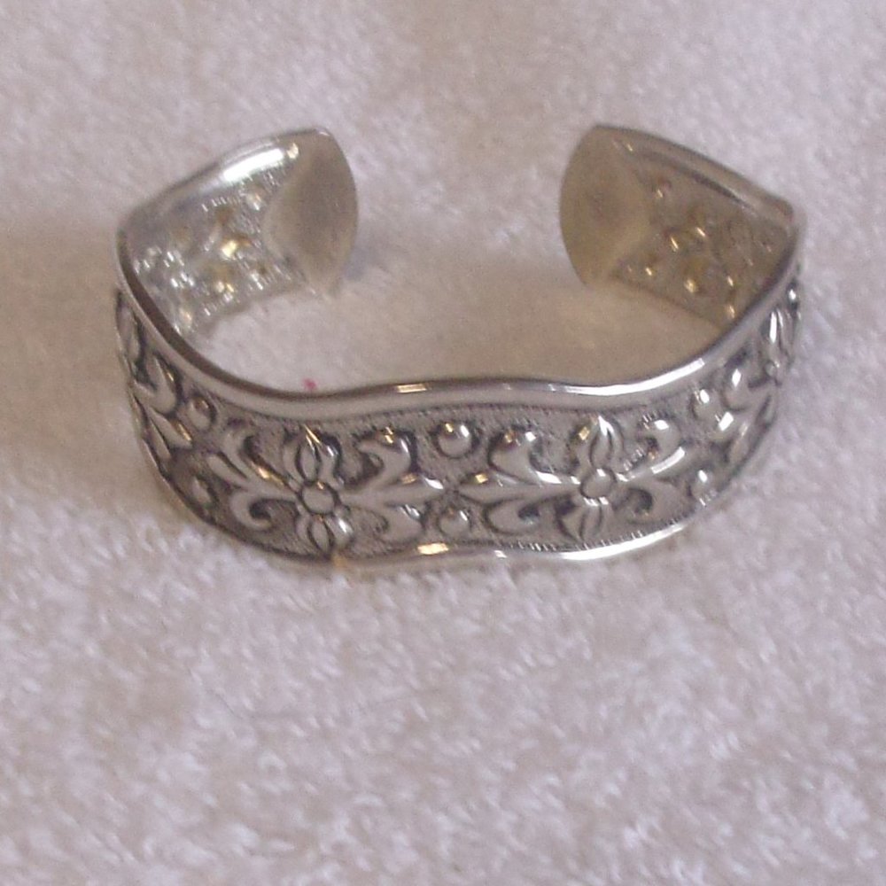 Bracelet cuff silver fleur de lis